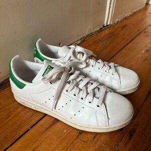 Adidas Samba - White and Green Sneakers